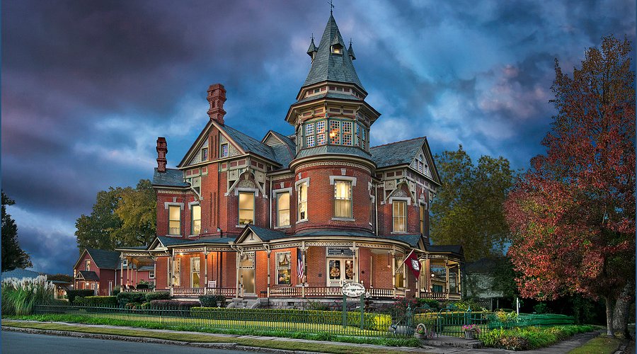 Little Rock Arkansas Bed & Breakfast for Sale 9 Little Rock Arkansas Bed & Breakfast for Sale 3