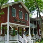 Exterior-of-Elsah-Illinois-inn-for-sale