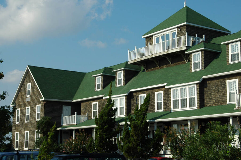 North Carolina Waterfront Inn and Restaurant for sale 8