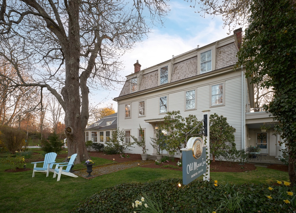 Exterior photo of Cape Cod Inn for sale