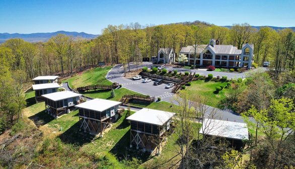 Aerial photo of Virginia's Iris Inn and Cottages