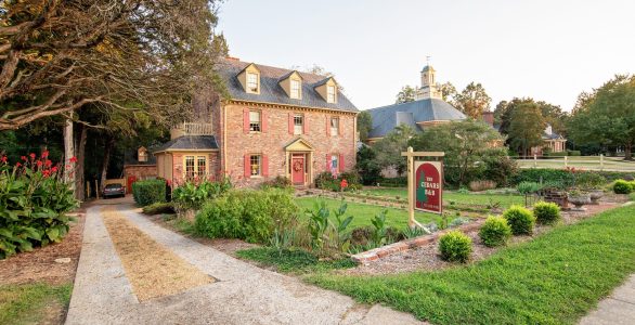 lindsey Lyons Photography www.llyonsphotography.com 757.903.8762