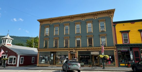 Exterior-of-Bristol-Suites-Hotel-for-Sale-Vermont