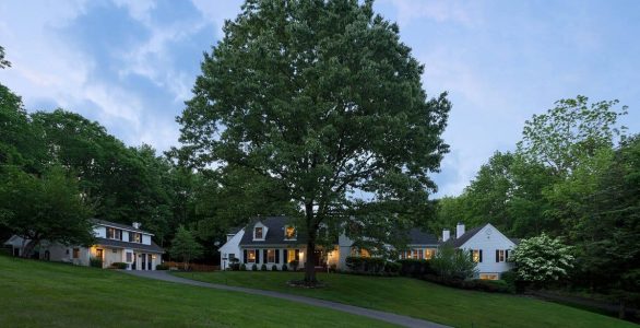 Exterior photo of Country Inn in New Jersey