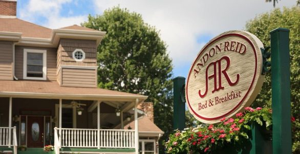 Exterior and Signage at Waynesville NC Inn Sold by The B&B Team